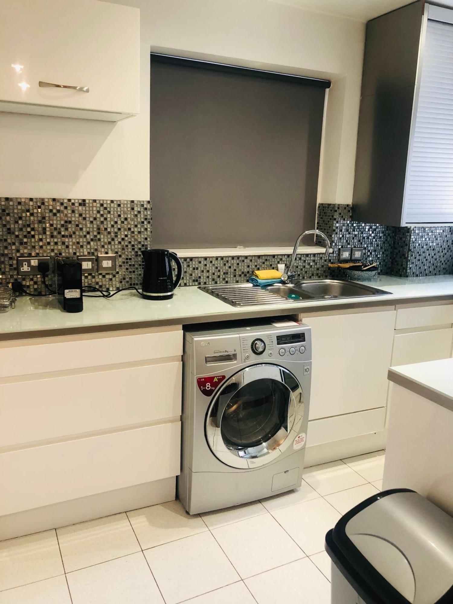 Luxury, One-bedroom Street Appartamento Londra